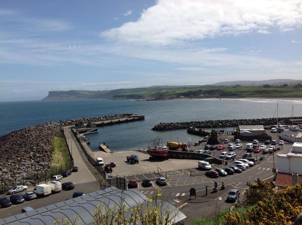 Garron View Bed & Breakfast Cushendall Eksteriør bilde